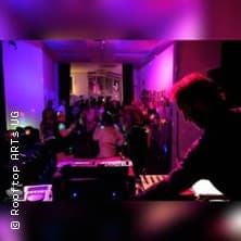 Die Early Bird Party