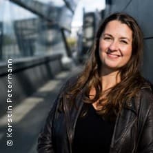 Seitenweise: Romy Fölck ...liest aus ihrem neuen Thriller "Fünf Fremde"