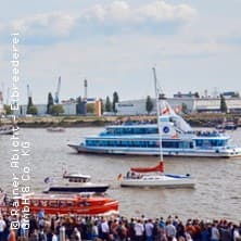 Begleitfahrt der großen Auslaufparade